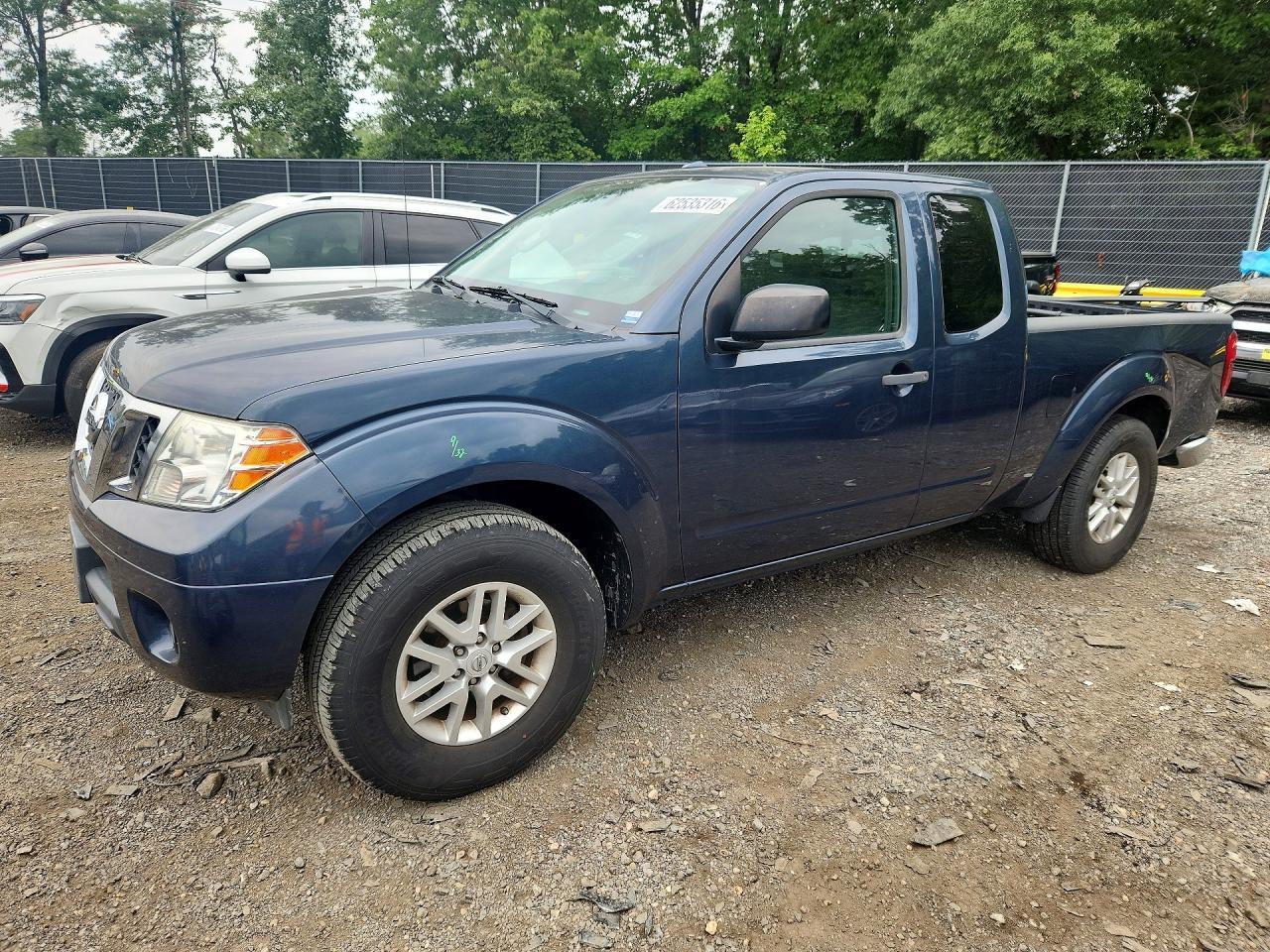 2015 Nissan Frontier Sv V6 - zdjęcie główne