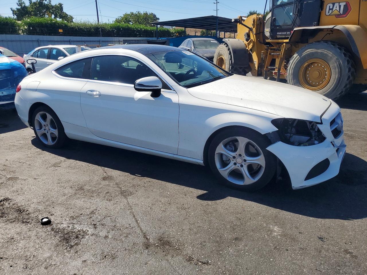 2017 Mercedes-Benz C 300 - zdjęcie 4