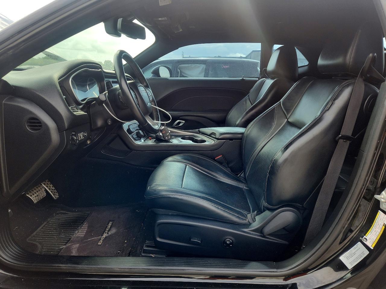 2017 Dodge Challenger Sxt - zdjęcie 7