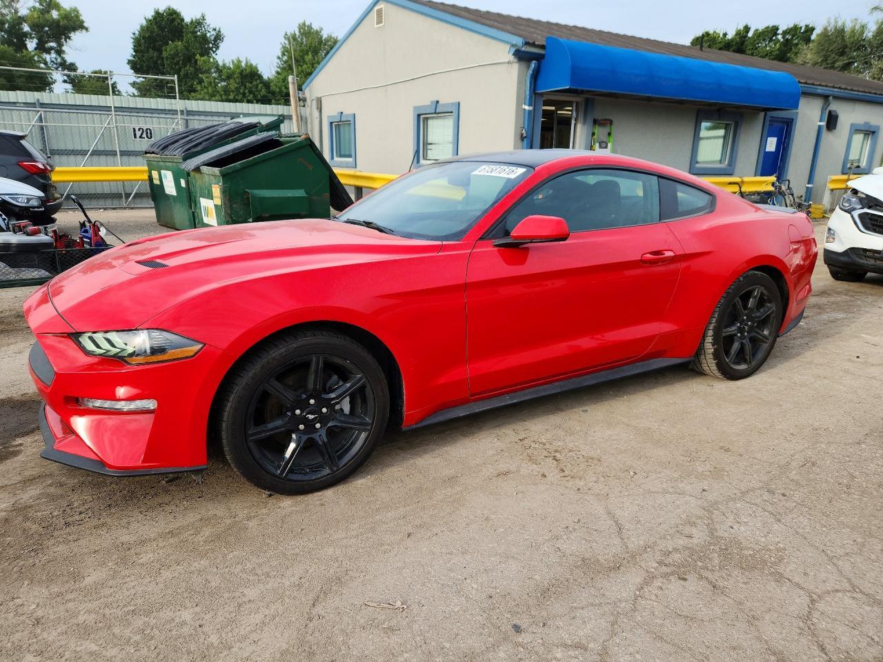 2020 Ford Mustang - zdjęcie główne