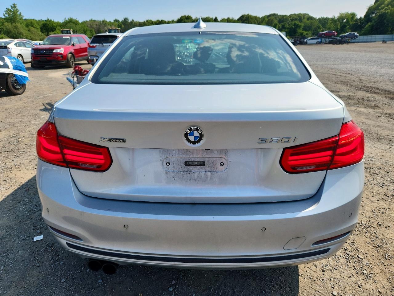 2017 BMW Seria 3 330i - zdjęcie 6