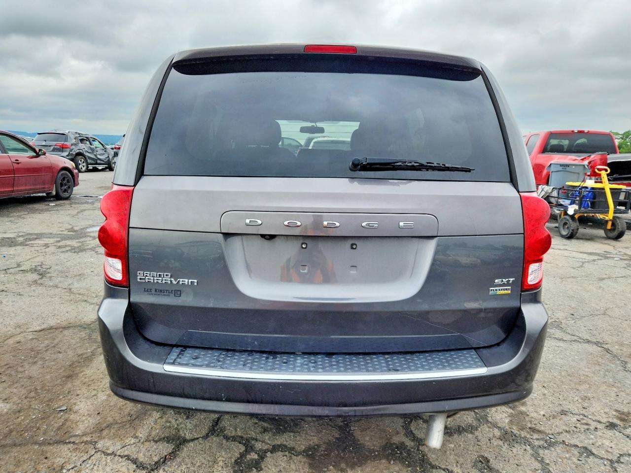 2017 Dodge Grand Caravan Sxt - zdjęcie 6
