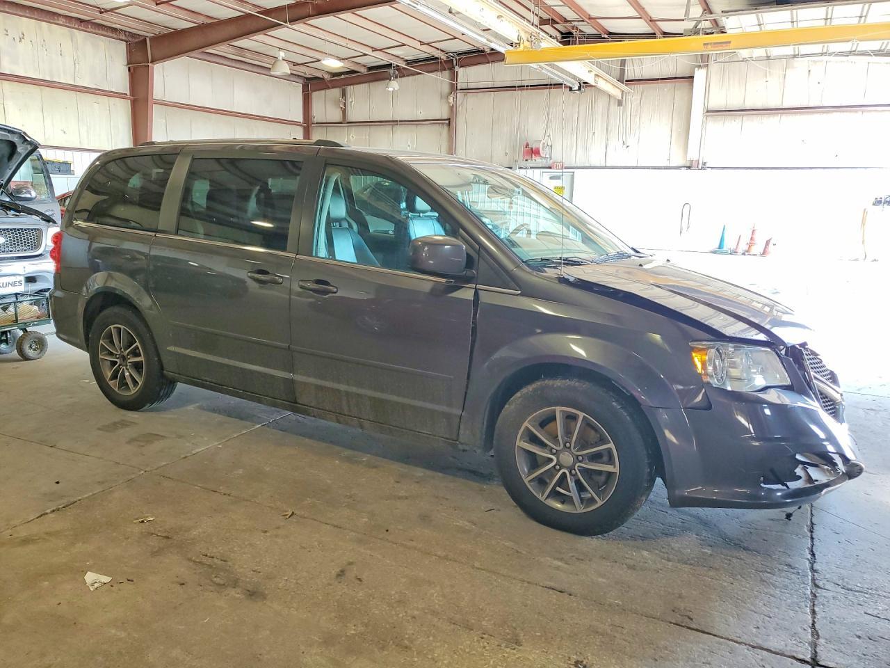 2017 Dodge Grand Caravan - zdjęcie 4