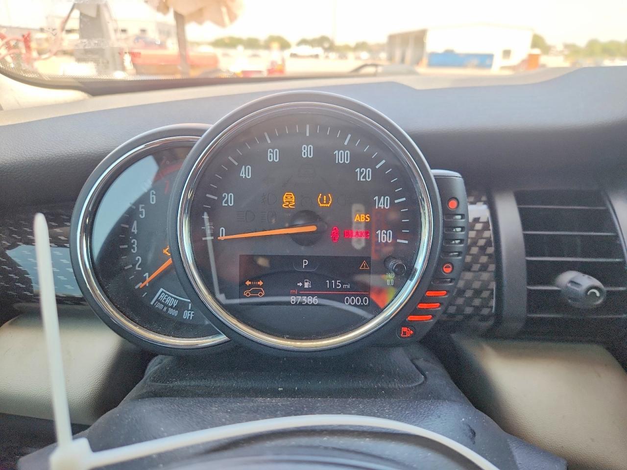 2015 Mini Cooper S - zdjęcie 9