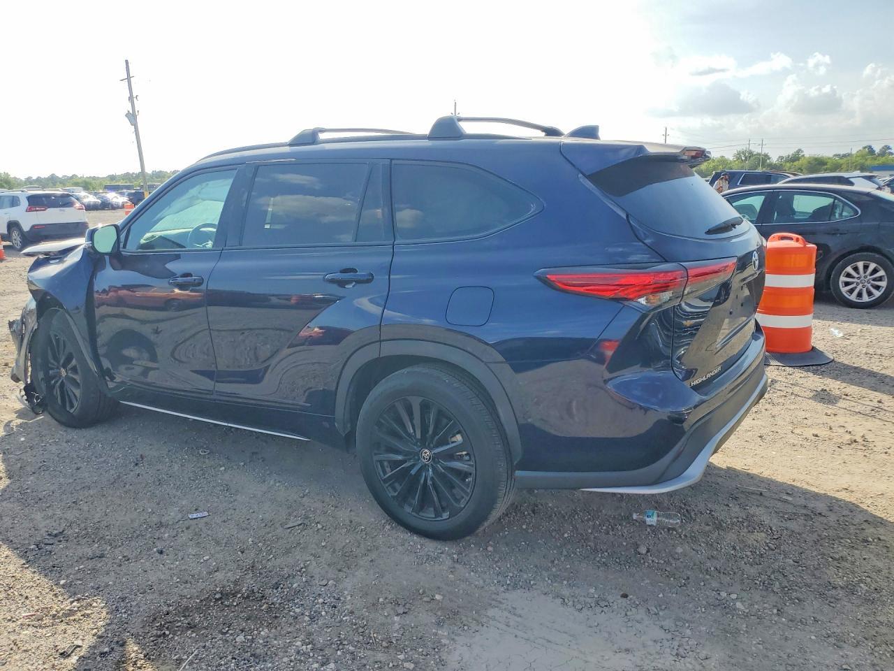 2023 Toyota Highlander Xse - zdjęcie 2