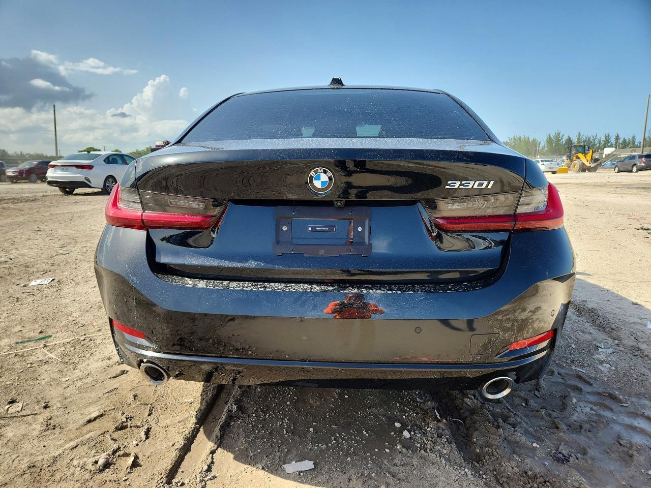 2024 BMW 330I - zdjęcie 6