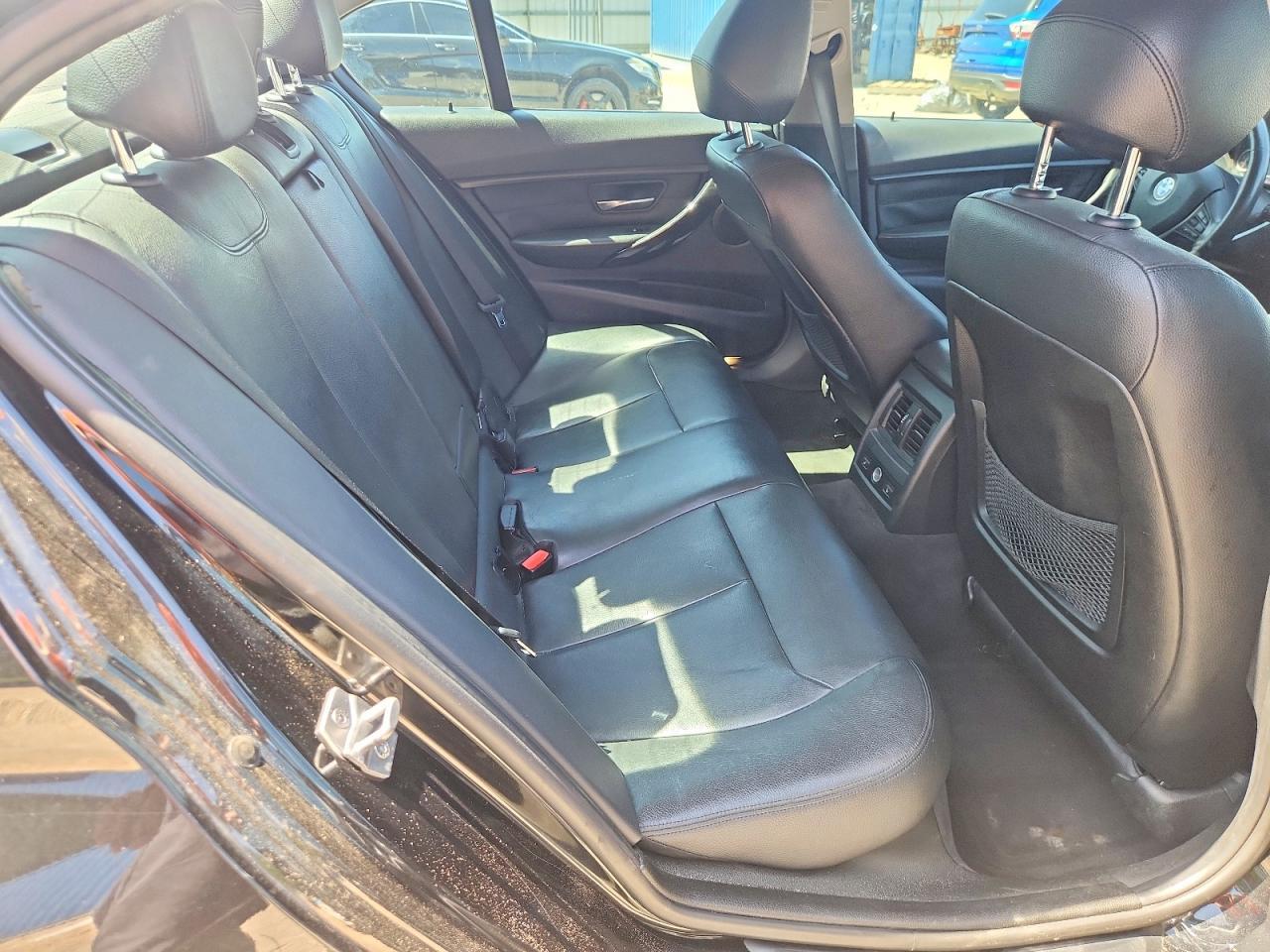 2015 BMW Seria 3 328i - zdjęcie 10