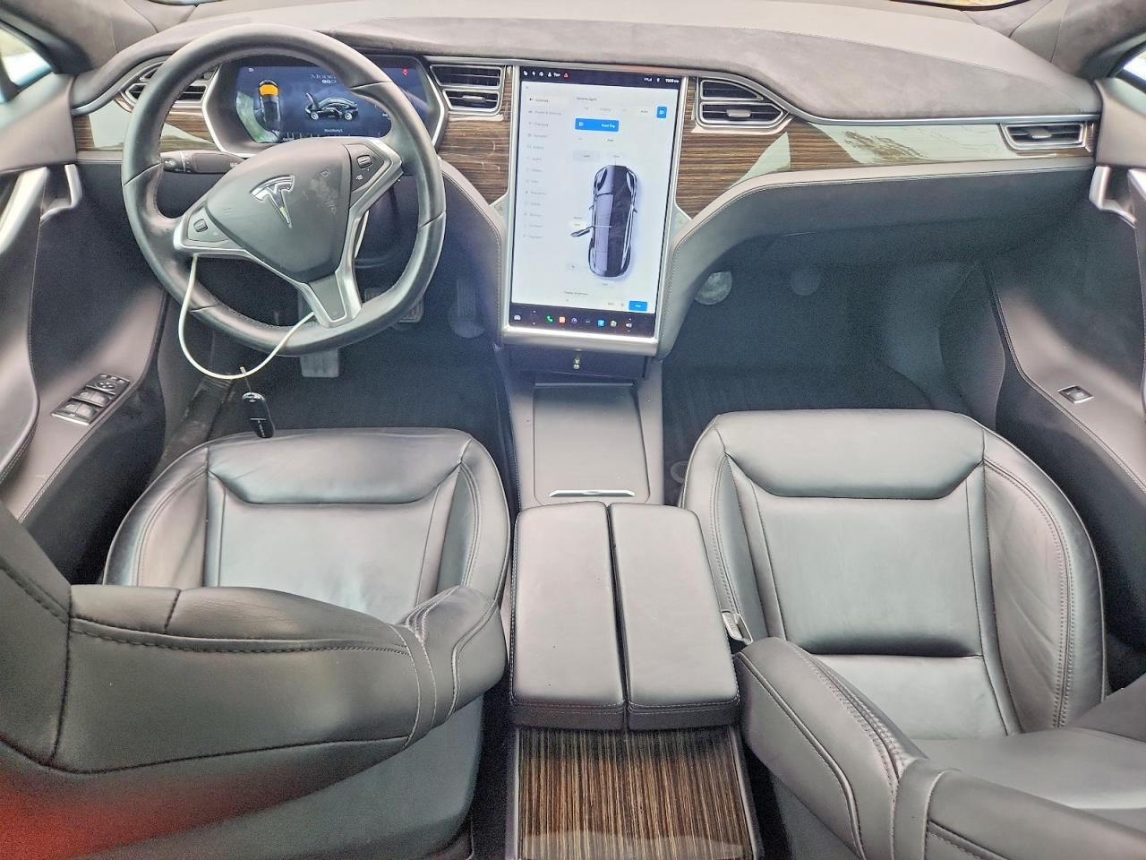 2016 Tesla Model S - zdjęcie 8