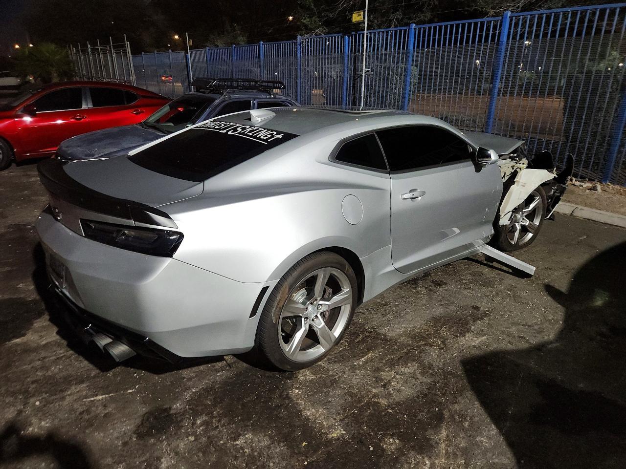 2018 Chevrolet Camaro Ss - zdjęcie 3
