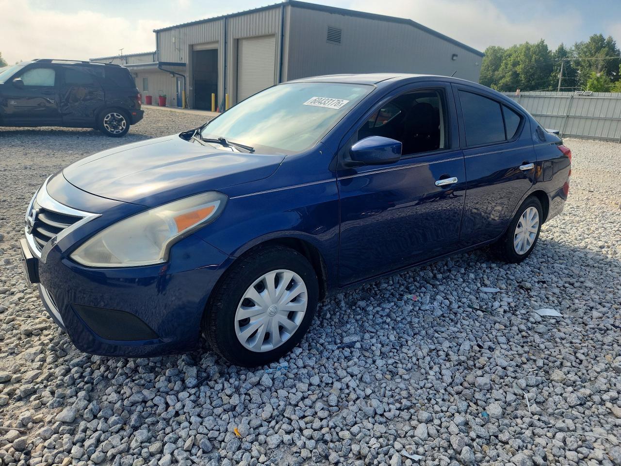 2019 Nissan Versa Sv - zdjęcie główne