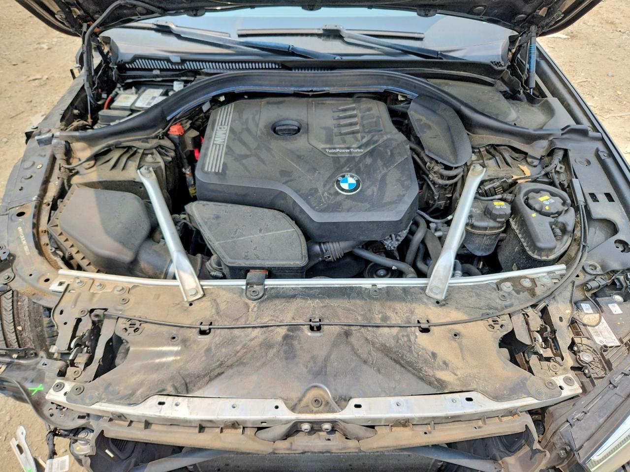 2021 BMW Seria 5 530i - zdjęcie 11
