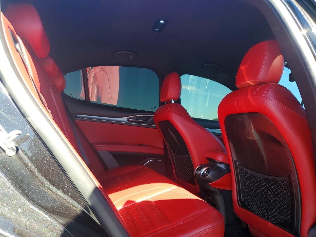 2018 Alfa Romeo Stelvio Ti Sport - zdjęcie 10