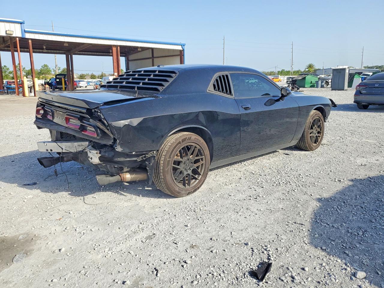 2021 Dodge Challenger Sxt - zdjęcie 3