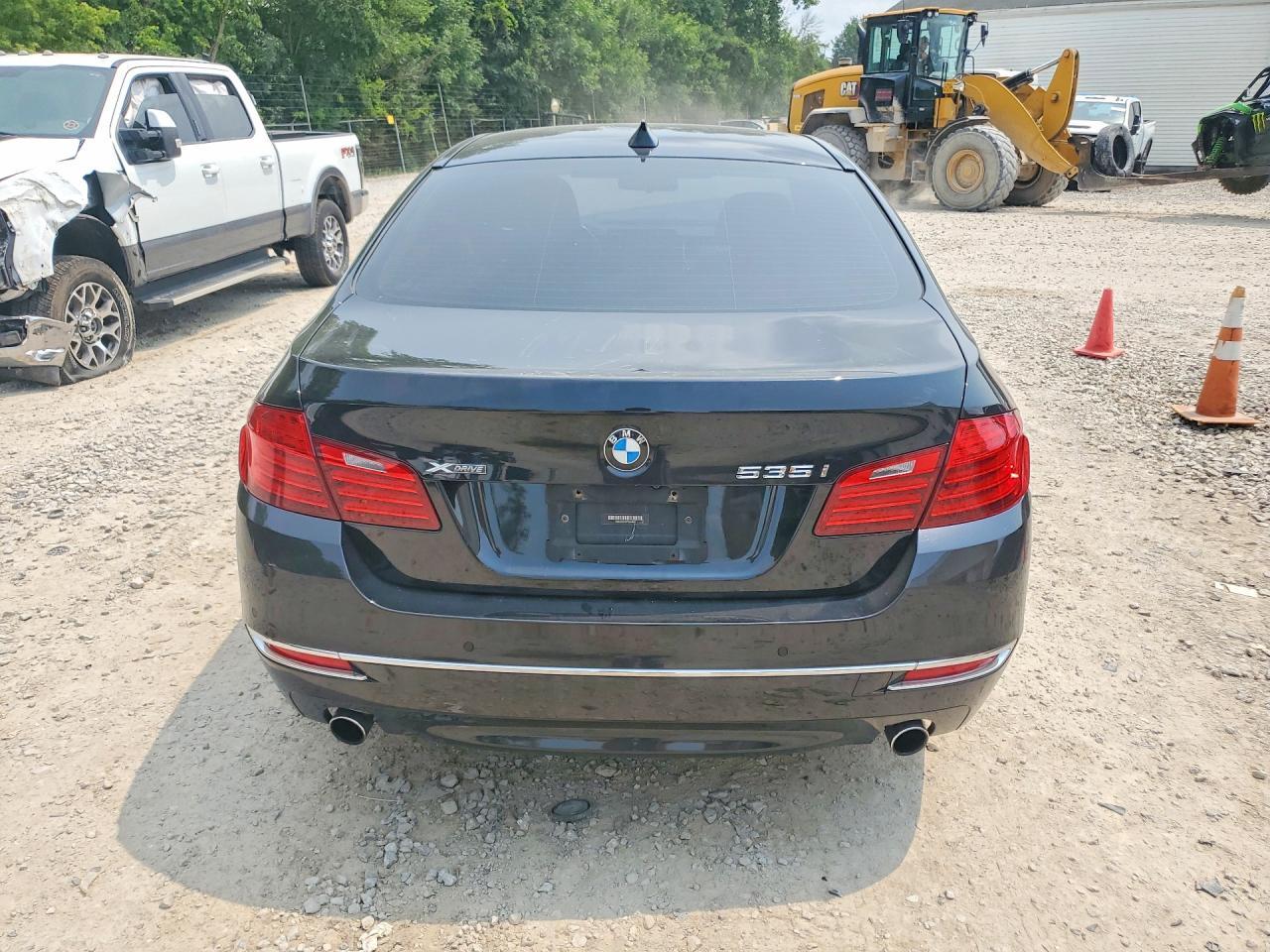 2015 BMW 535 Xi - zdjęcie 6