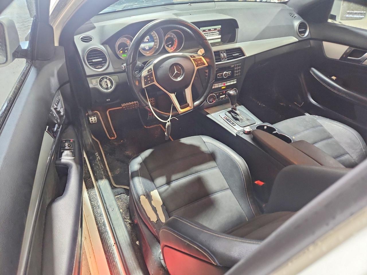 2015 Mercedes-Benz C 250 - zdjęcie 8