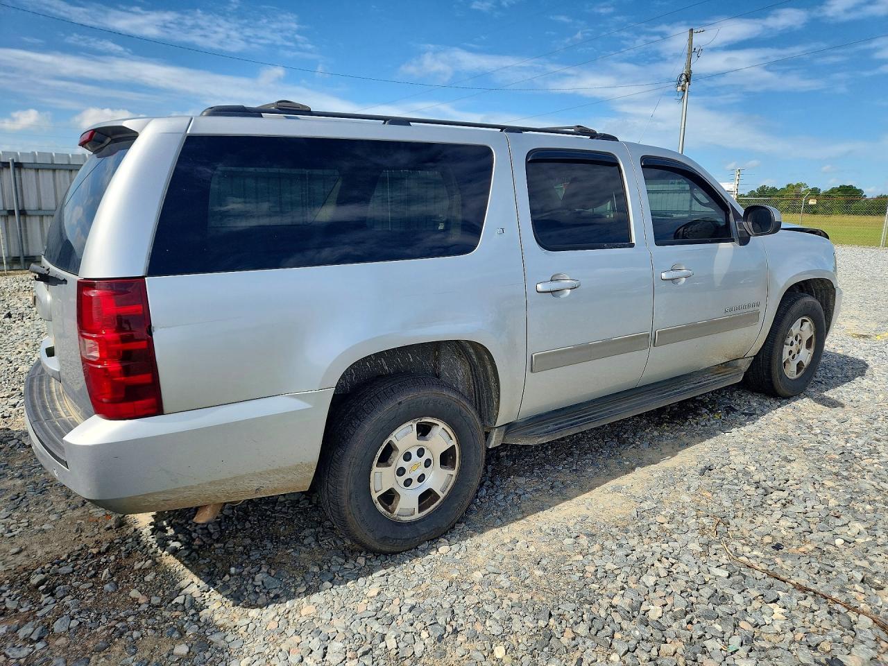 2014 Chevrolet Suburban C1500 Lt - zdjęcie 3