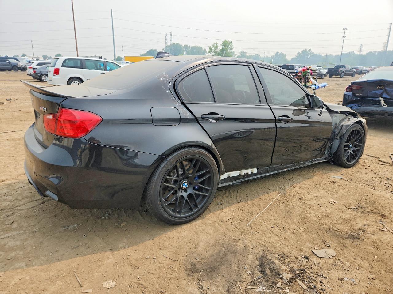 2015 BMW M3 - zdjęcie 3
