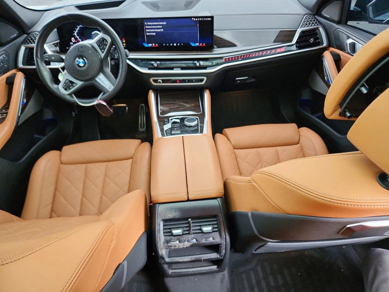 2025 BMW X6 xDrive40I - zdjęcie 8