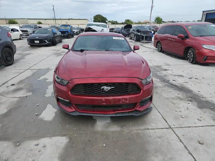 2017 Ford Mustang - zdjęcie 14
