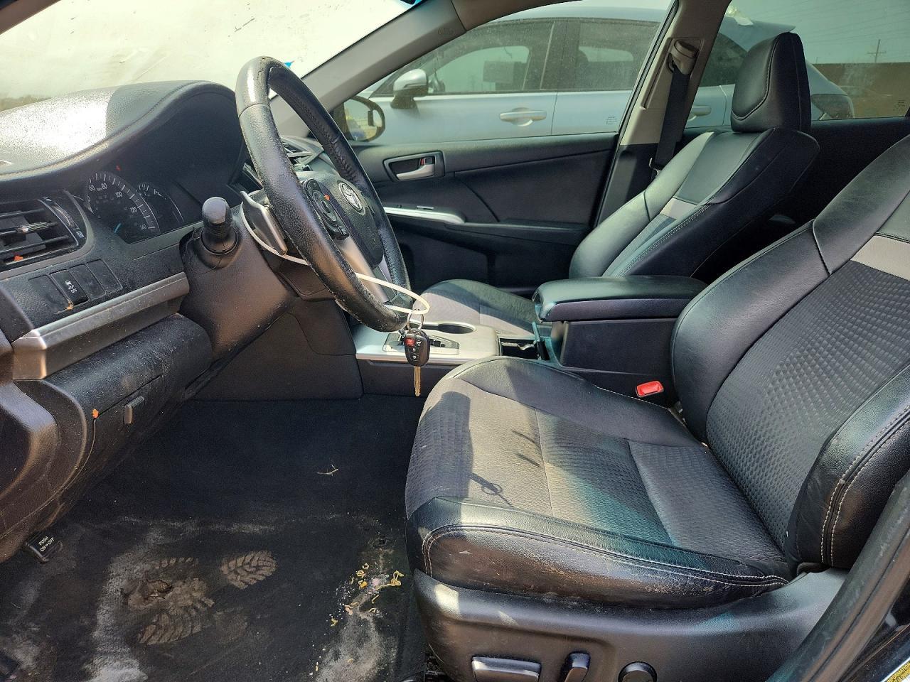2014 Toyota Camry Se - zdjęcie 7