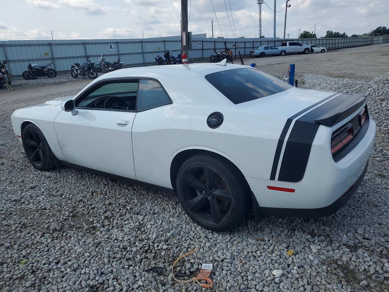 2015 Dodge Challenger R - zdjęcie 2
