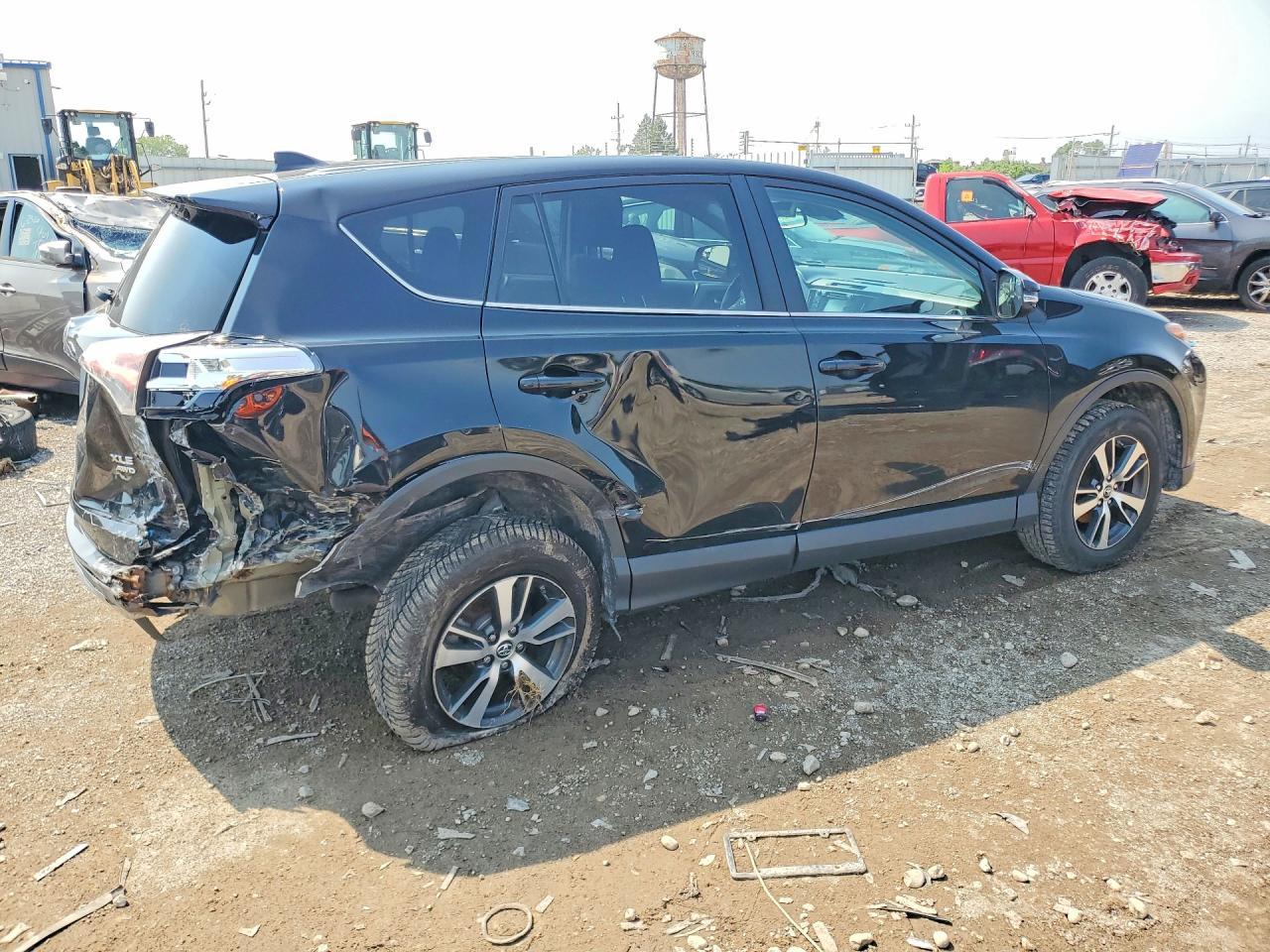 2018 Toyota Rav4 Xle - zdjęcie 3