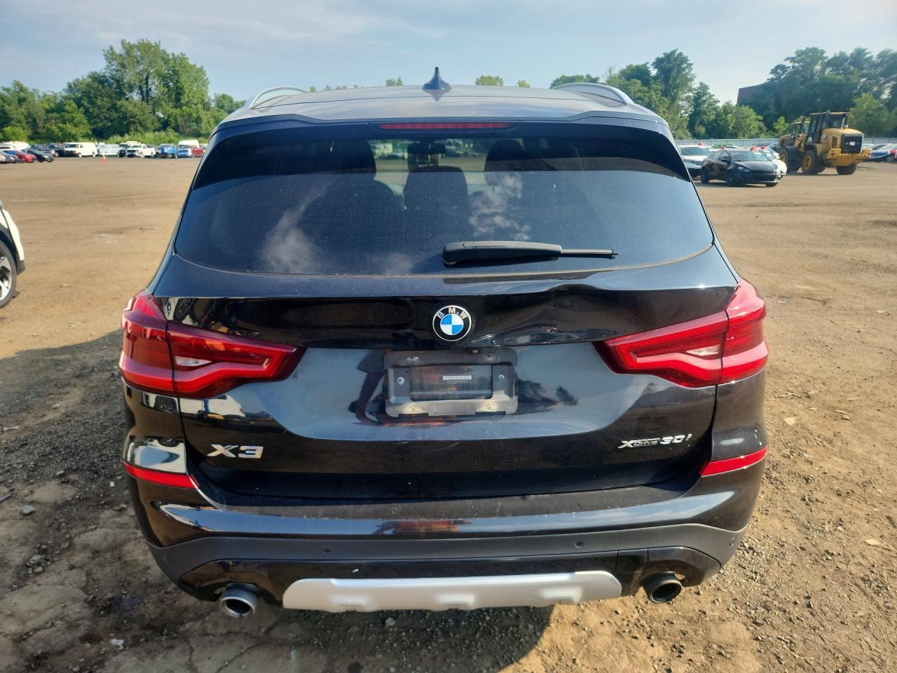 2021 BMW X3 xDrive30I - zdjęcie 6