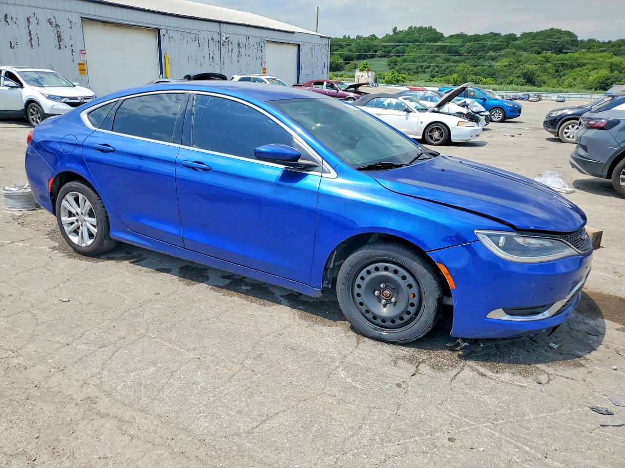 2015 Chrysler 200 Limited - zdjęcie 4