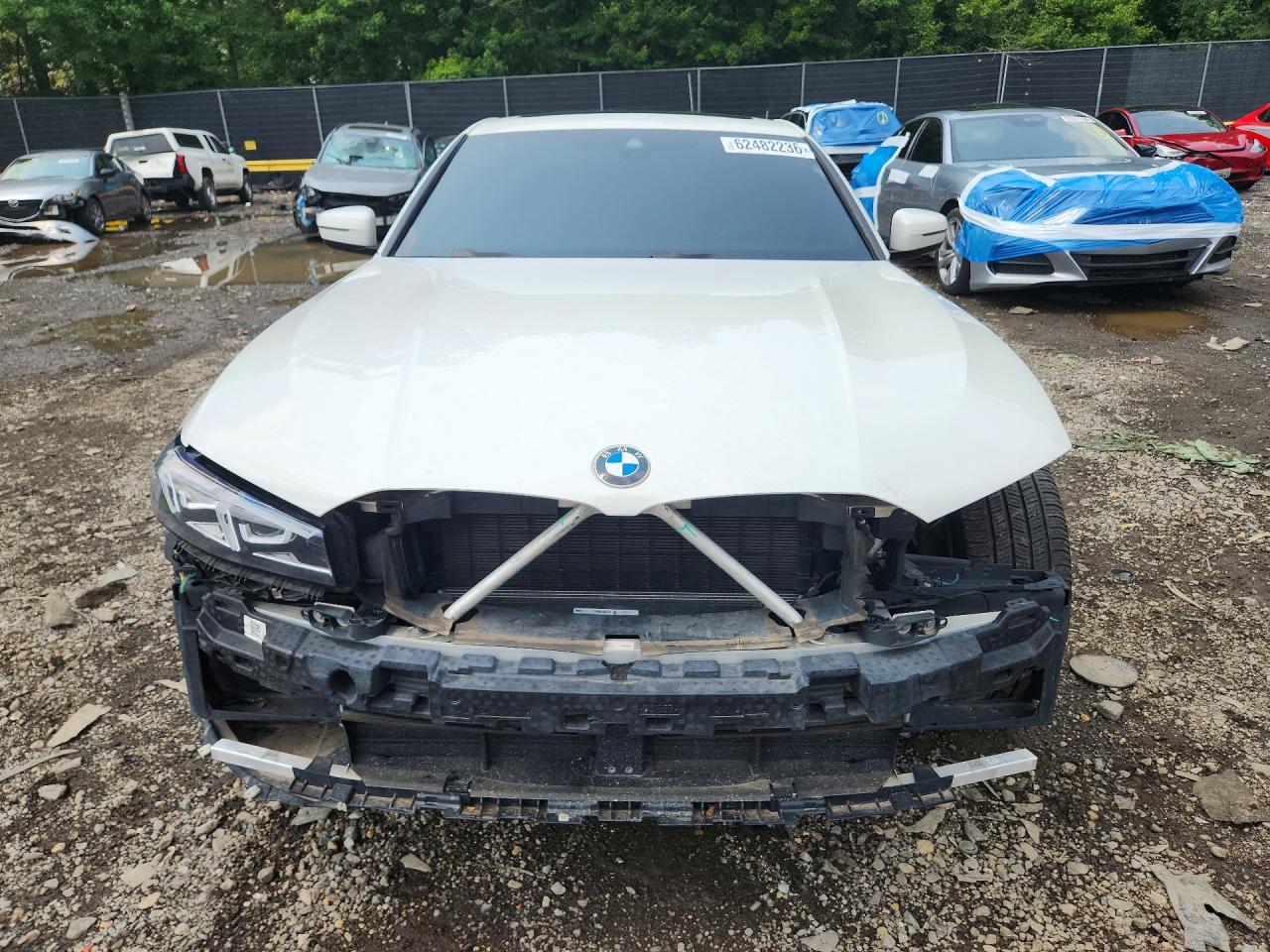 2023 BMW Seria 3 330i - zdjęcie 5