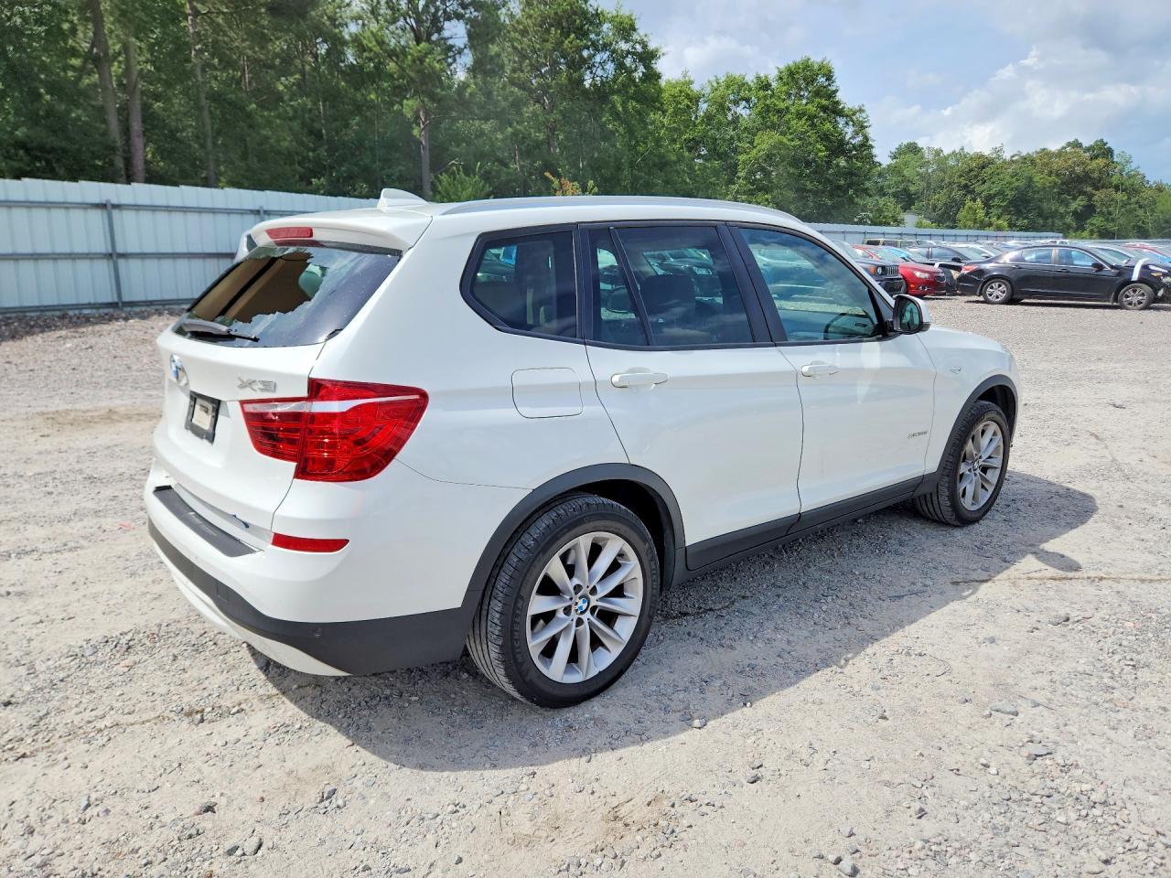 2016 BMW X3 xDrive28I - zdjęcie 3