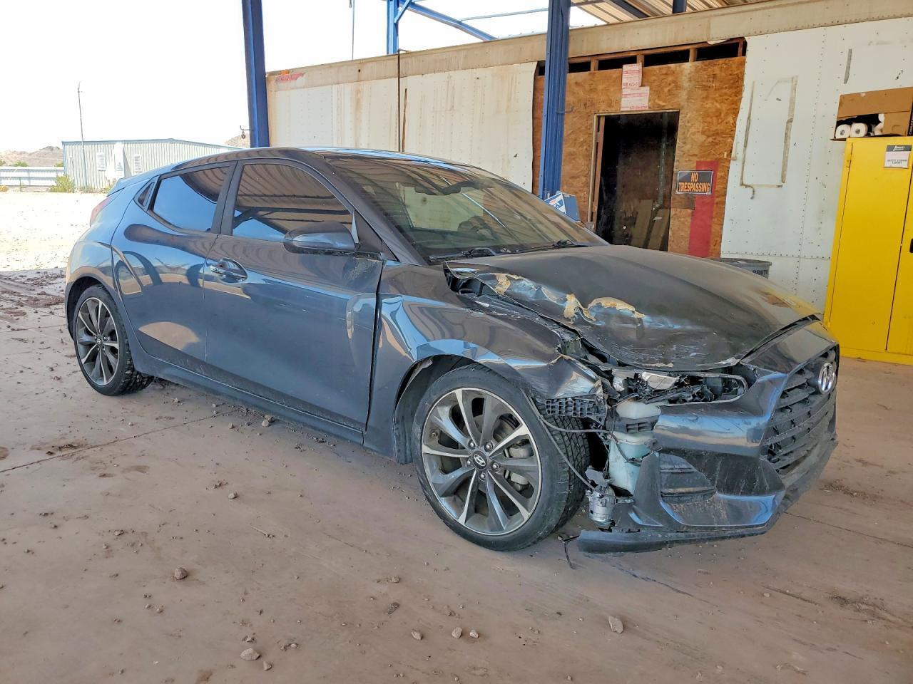 2019 Hyundai Veloster 2.0L Premium - zdjęcie 4