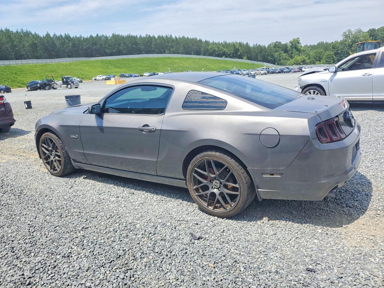 2014 Ford Mustang Gt - zdjęcie 2
