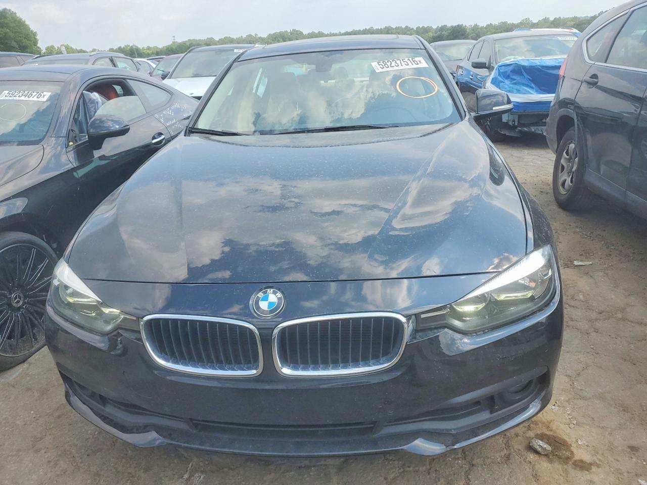 2016 BMW 320 I - zdjęcie 5