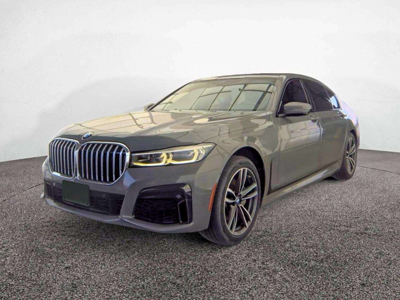 2020 BMW Seria 7 740i - zdjęcie 2