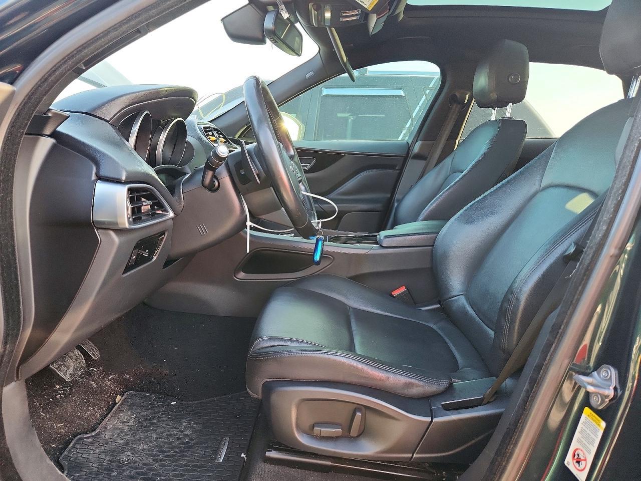 2017 Jaguar F-Pace Premium - zdjęcie 7