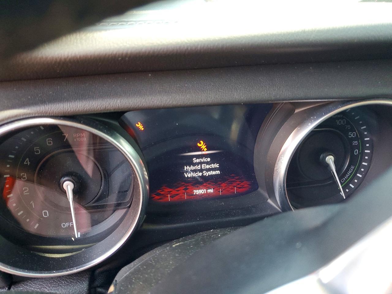 2021 Jeep Wrangler Unlimited Sahara 4Xe - zdjęcie 9