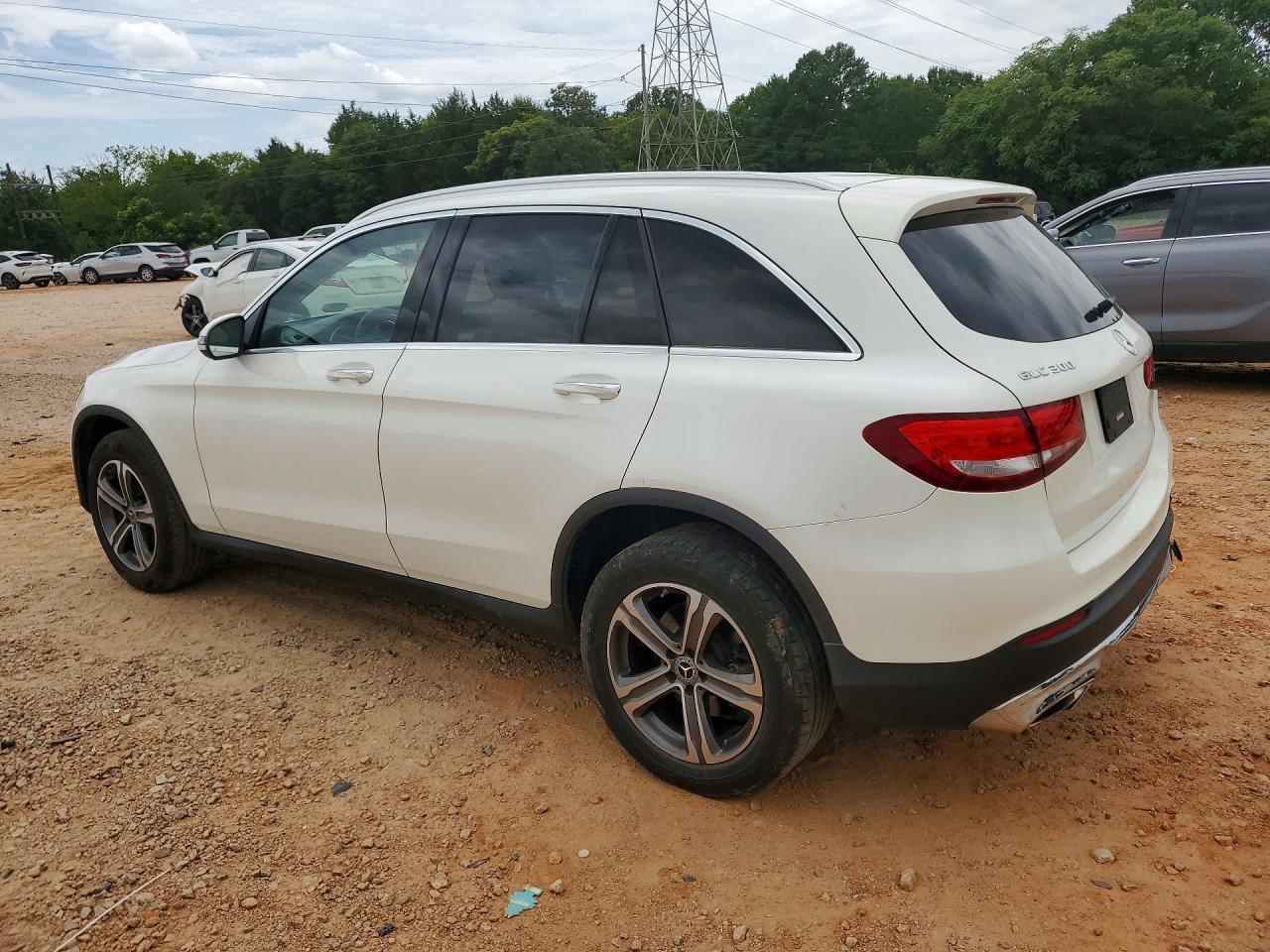 2017 Mercedes-Benz Glc 300 - zdjęcie 2