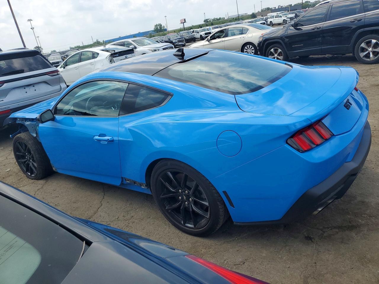 2025 Ford Mustang Gt - zdjęcie 2