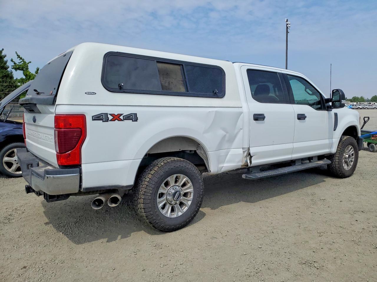 2022 Ford F250 Super Duty - zdjęcie 3