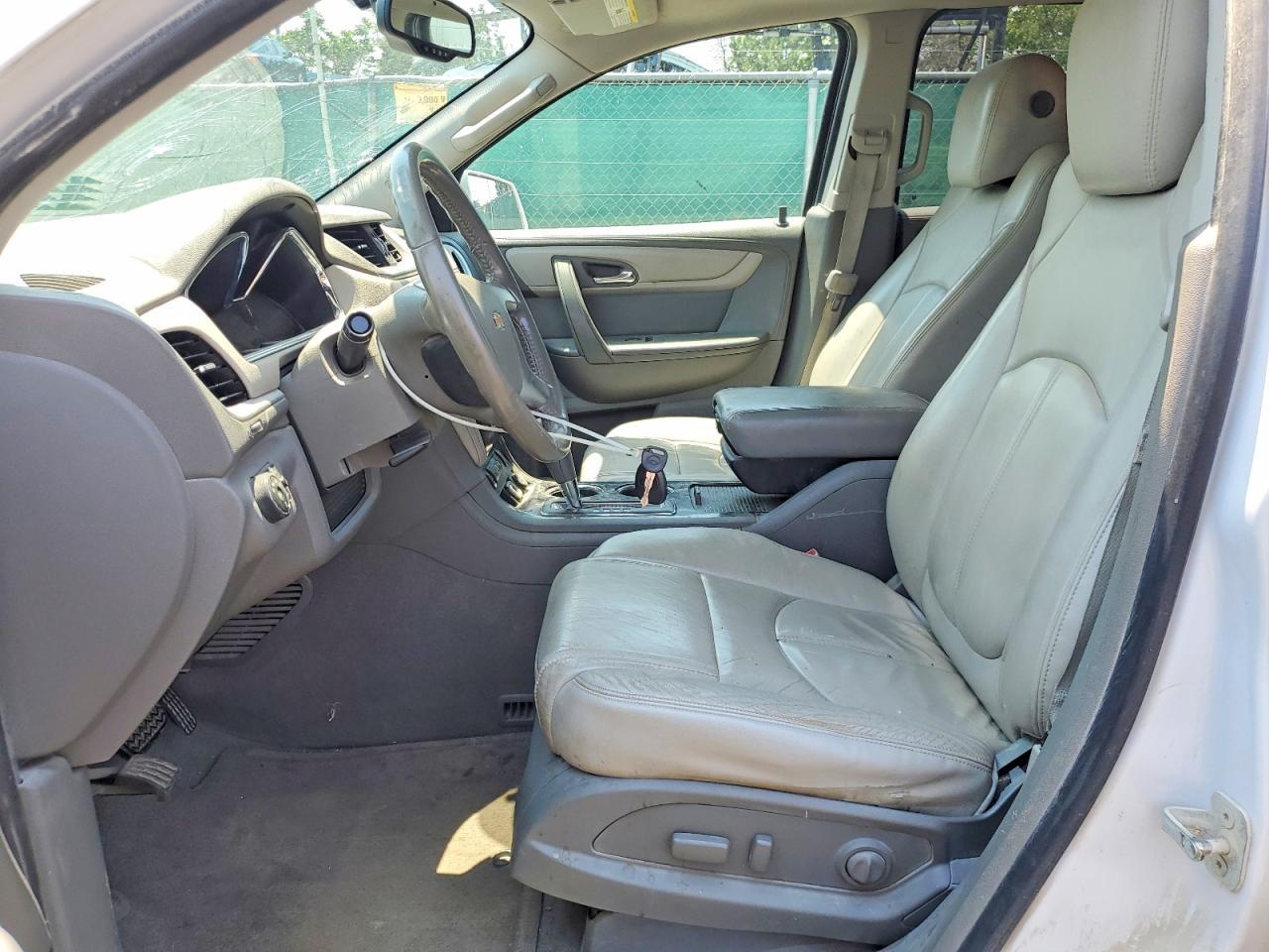 2016 Chevrolet Traverse Lt - zdjęcie 7