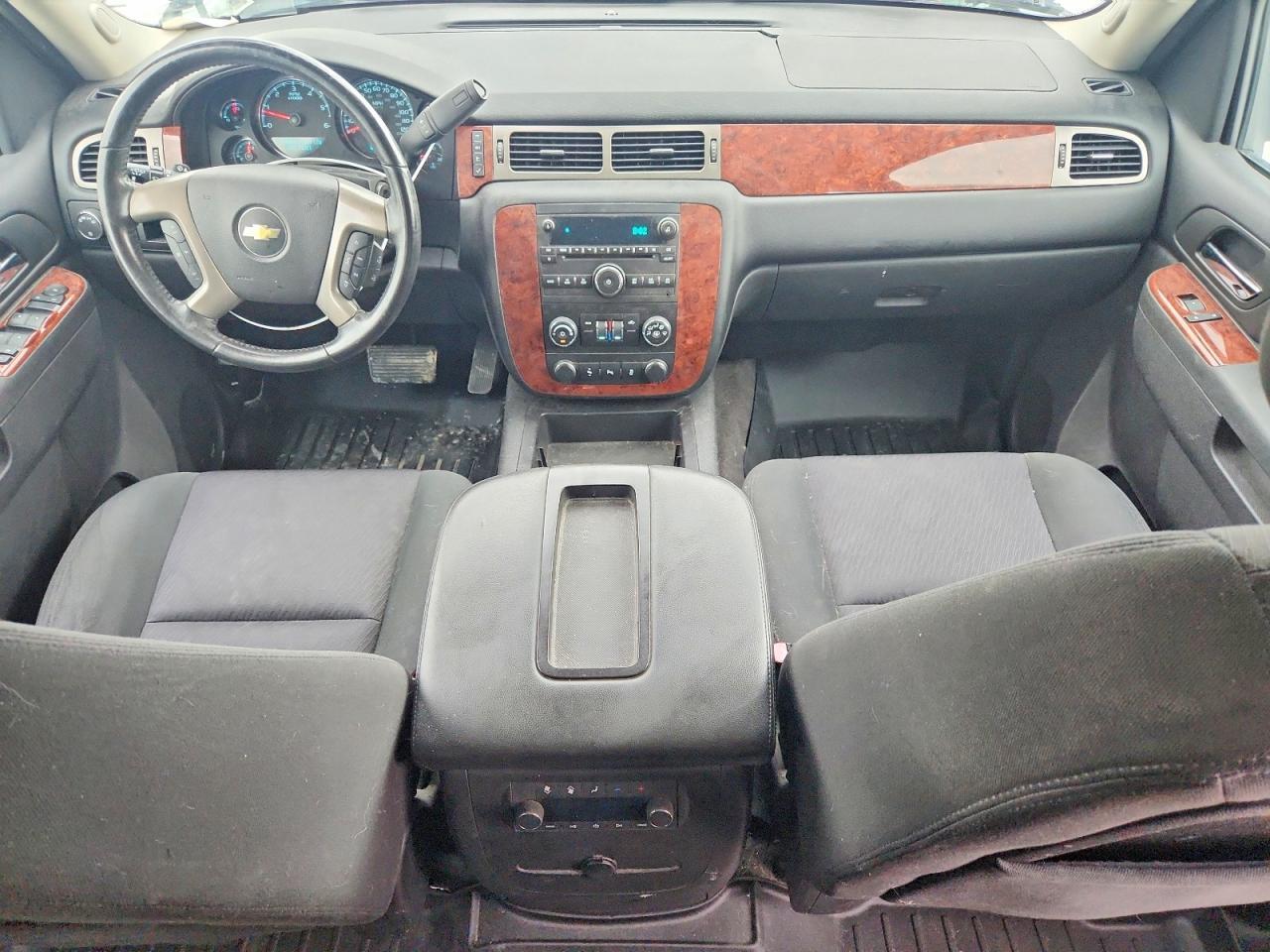 2013 Chevrolet Tahoe C1500 Ls - zdjęcie 8