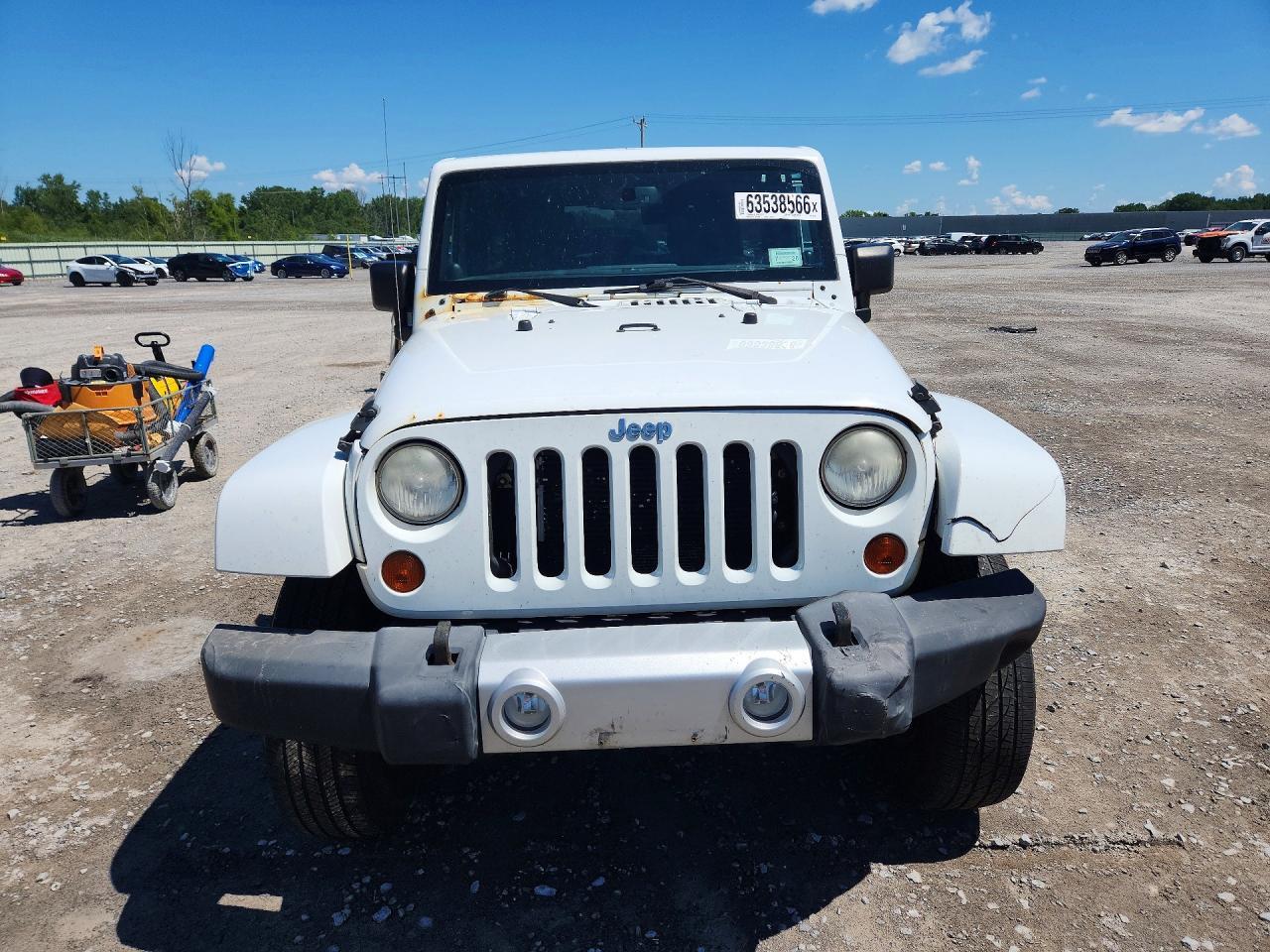 2013 Jeep Wrangler Unlimited Sahara - zdjęcie 5