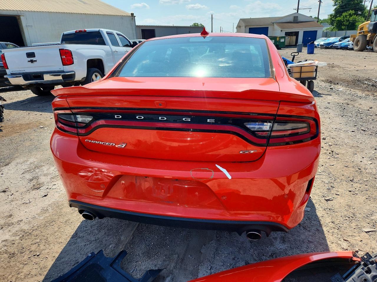 2020 Dodge Charger Gt - zdjęcie 6