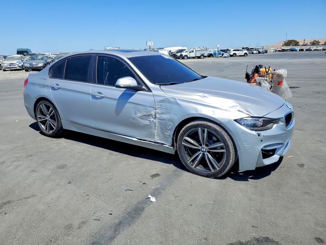 2014 BMW 328 I - zdjęcie 4