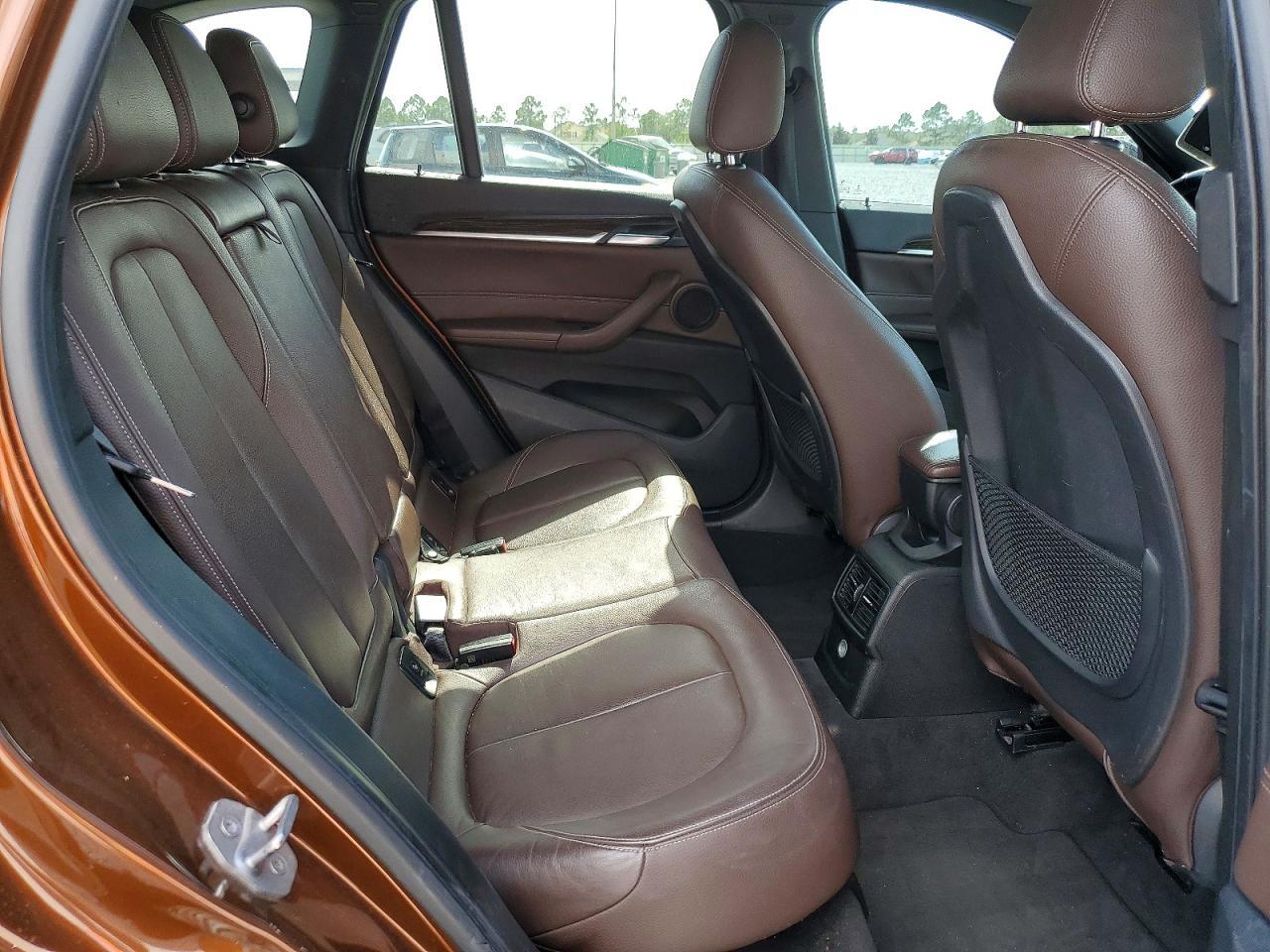 2016 BMW X1 xDrive28I - zdjęcie 11