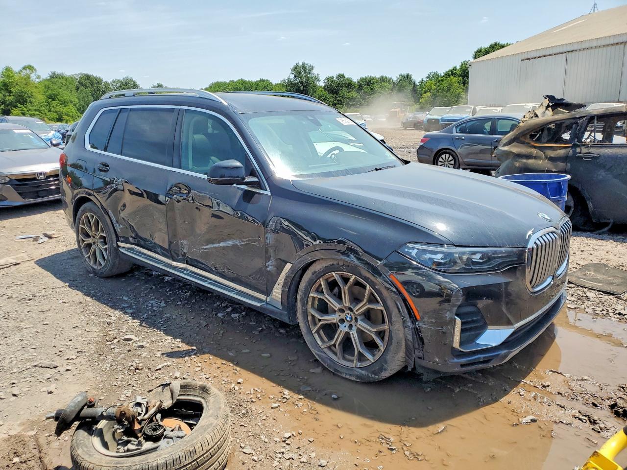 2021 BMW X7 xDrive40I - zdjęcie 4