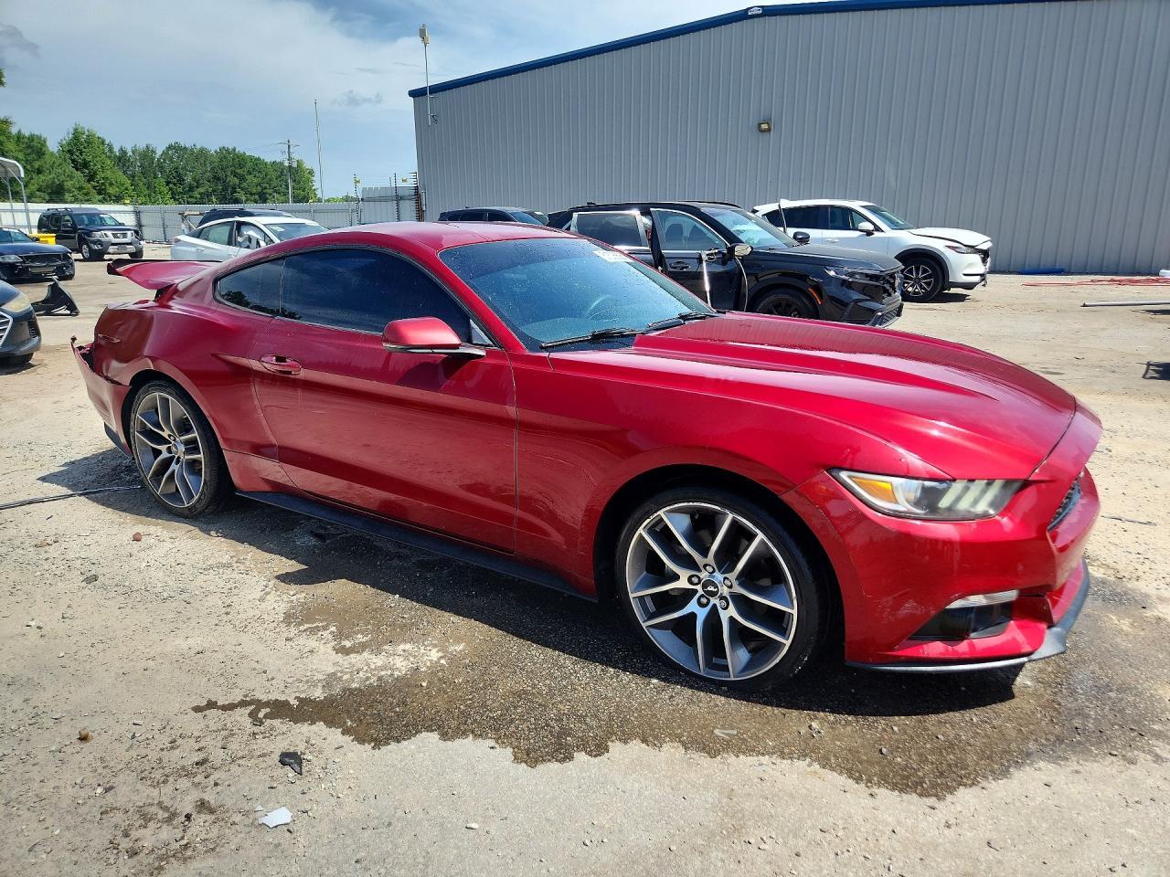 2017 Ford Mustang - zdjęcie 4
