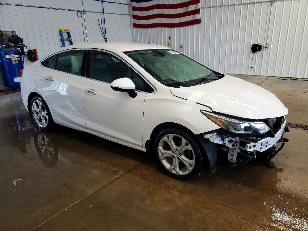2017 Chevrolet Cruze Premier - zdjęcie 4