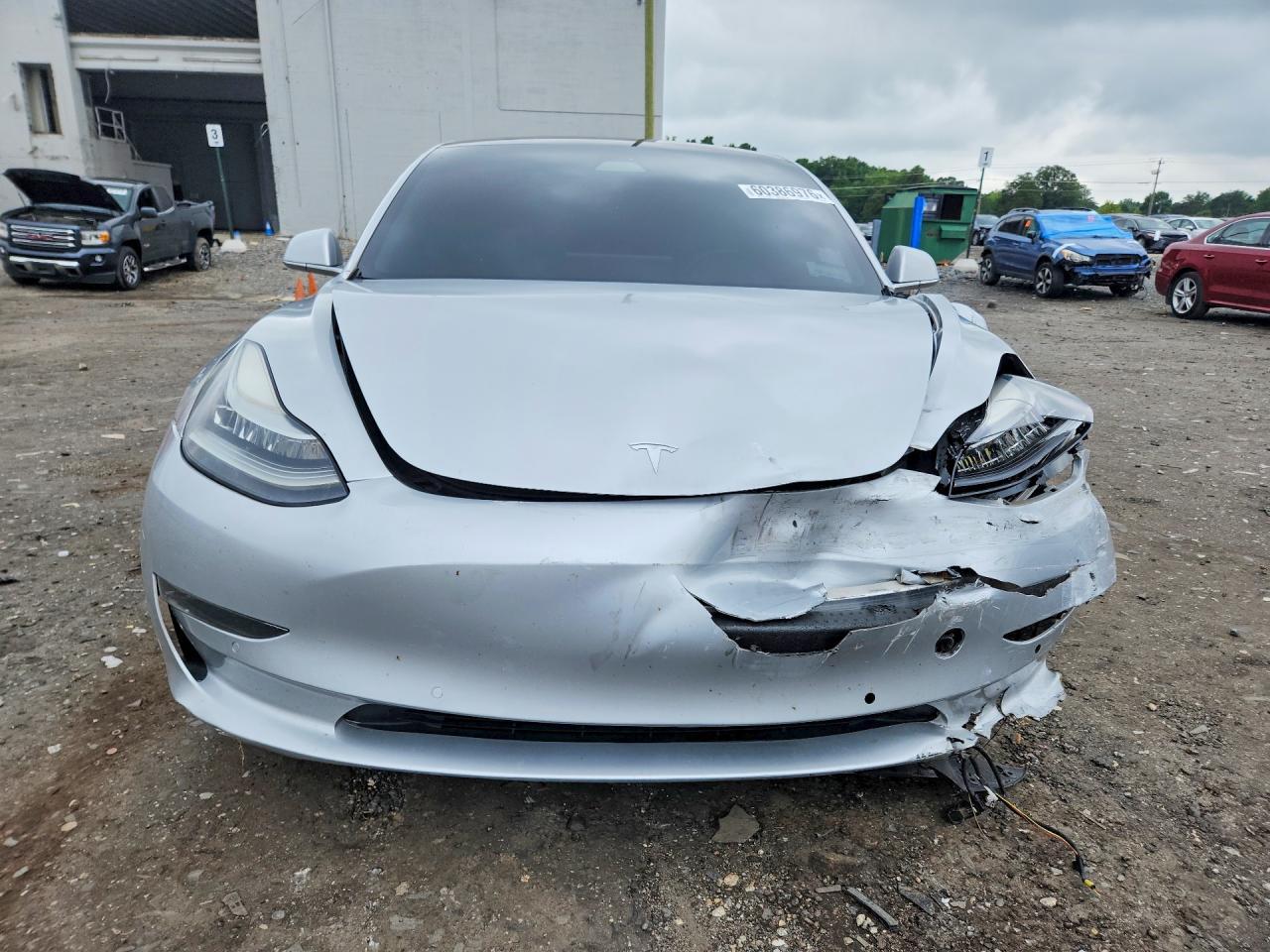 2018 Tesla Model 3 - zdjęcie 5
