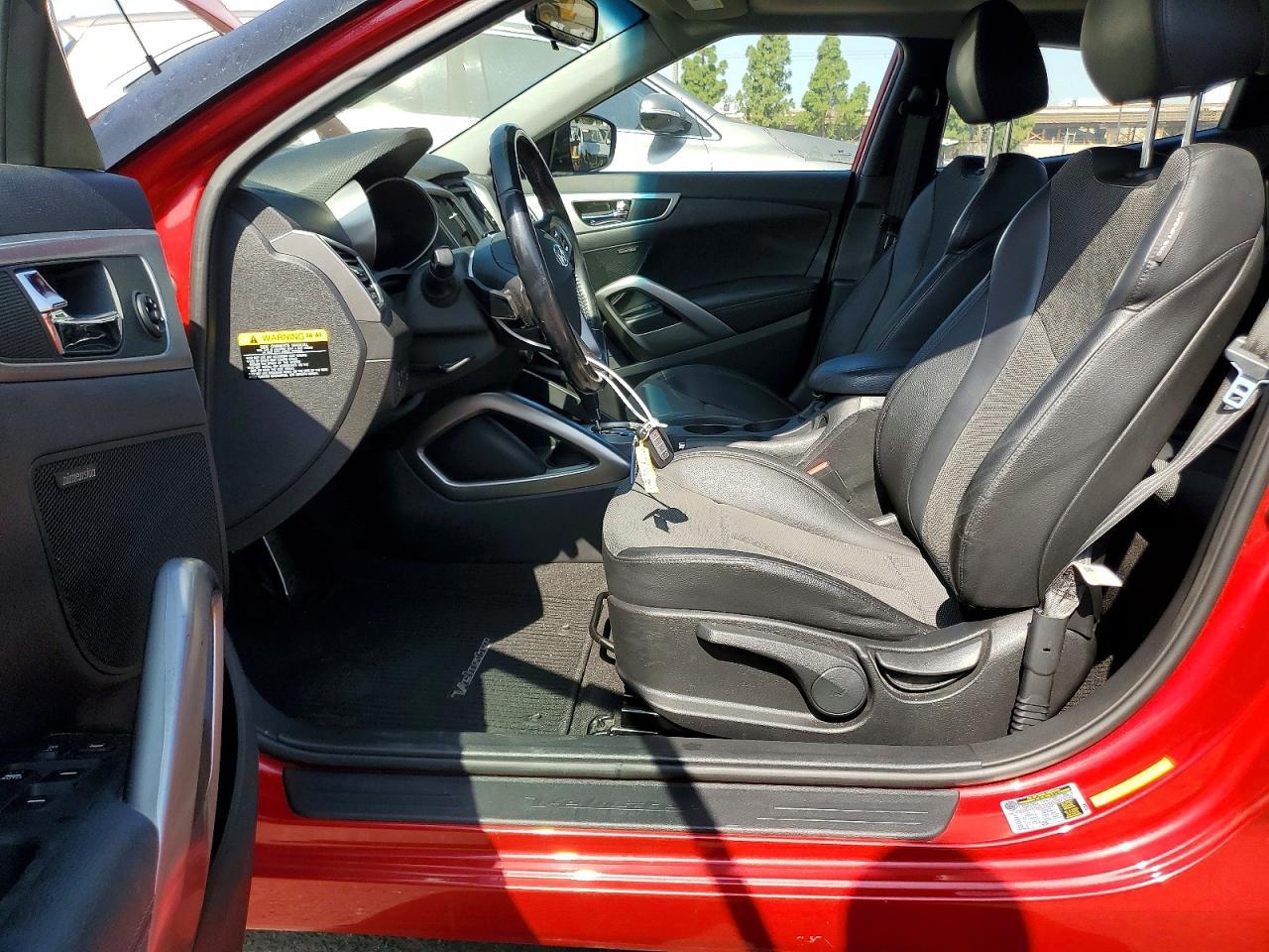 2014 Hyundai Veloster Base - zdjęcie 7